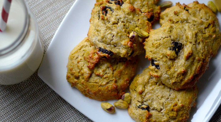 Pistachio and Cherry Cookies