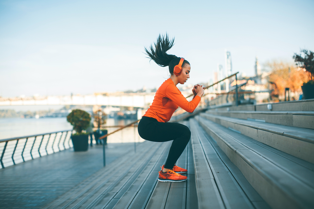 jump-squats-outdoors